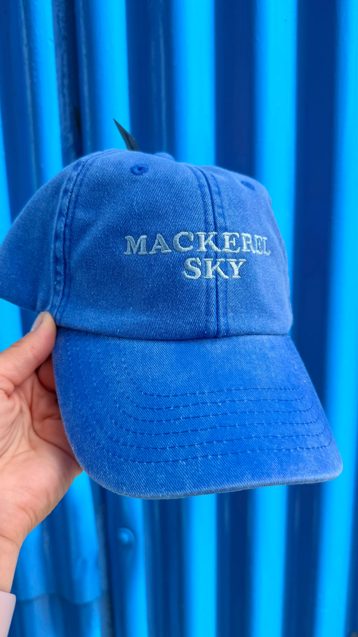 Mackerel Sky hat